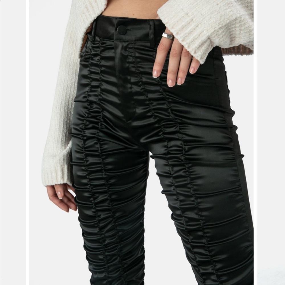 Adika Ruched Leg Pants - Picture 2 of 6